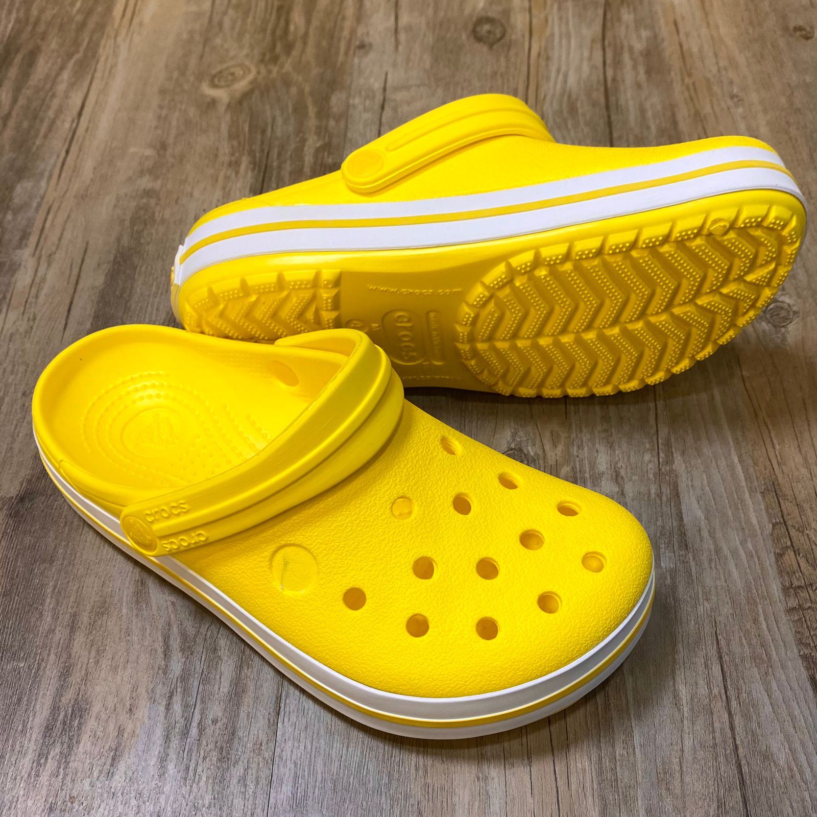 Dép Crocs Duet Sport Clog HN2 Yellow